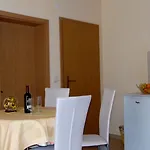 Sara * Makarska