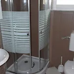 Sara *