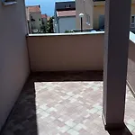 Sara * Makarska